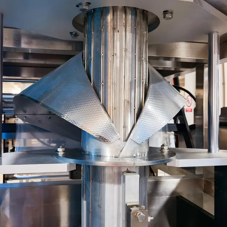 Ice cube packaging machine