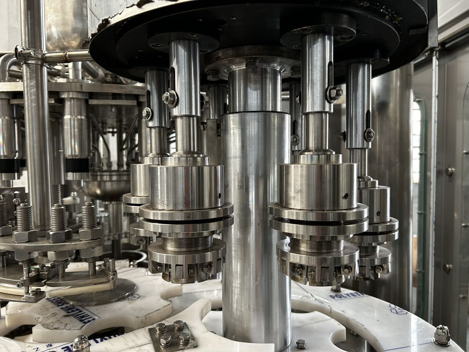 small liquid filling machine